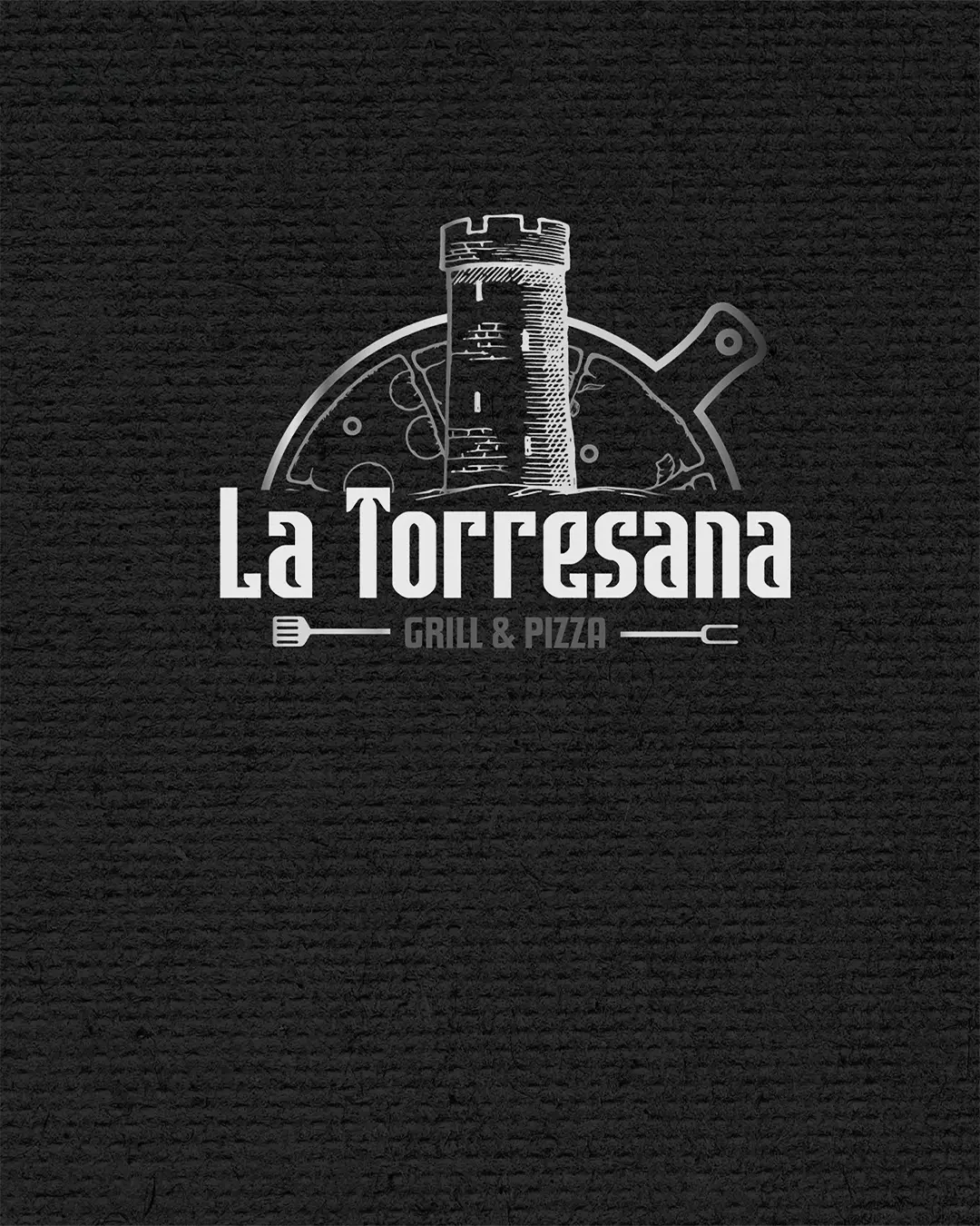 Logotipo La Torresana Grill & Pizza con ilustración de torre y elementos gastronómicos.